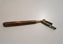 Load image into Gallery viewer, Wooden Roto Hackle Plier